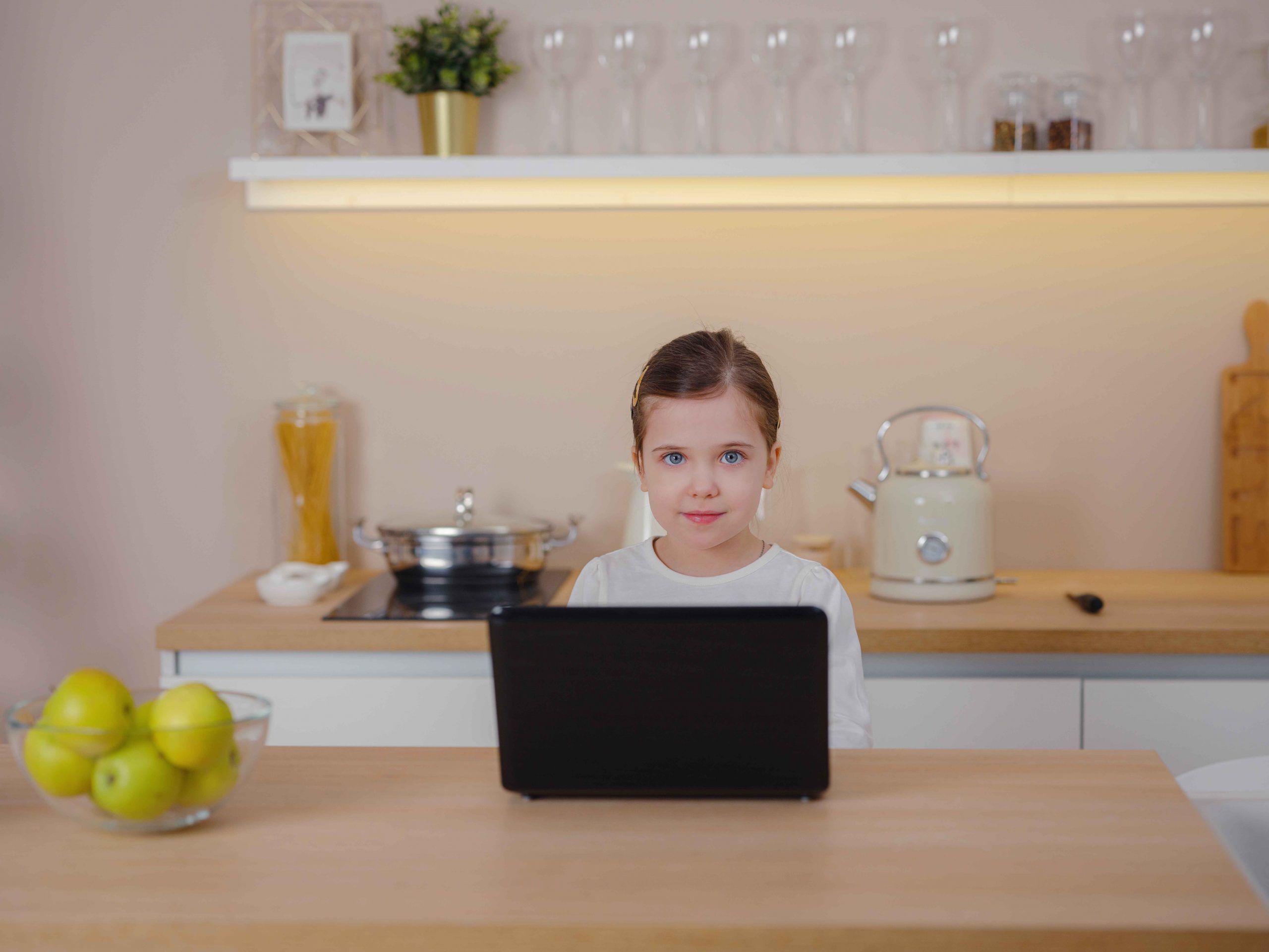 child-coding-in-front-of-laptop-in-kitchen-2022-11-15-14-58-58-utc_5_11zon